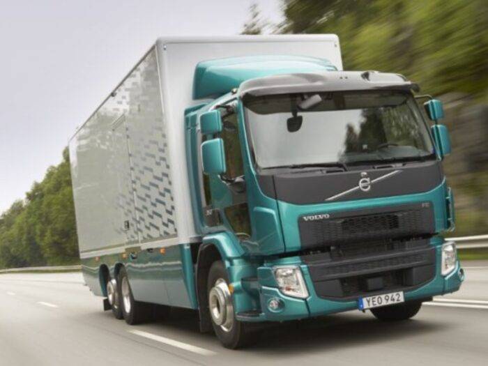 Volvo improves transmissions for delivery trucks
